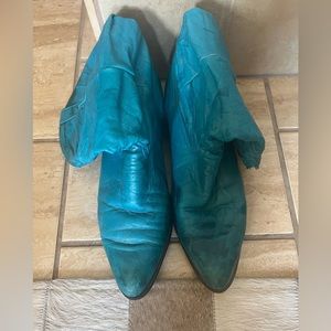 Laredo Vintage Teal Cowboy Boots